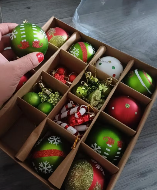 Red, Green & White Polka Dot Christmas Ball Decoration Set